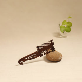 Bijnor hand carved sheesham wooden comb (large) 03