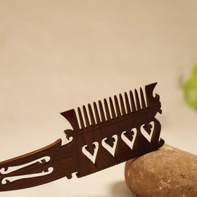 Bijnor hand carved sheesham wooden comb (large) 08