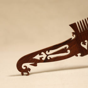 Bijnor hand carved sheesham wooden comb (large) 09
