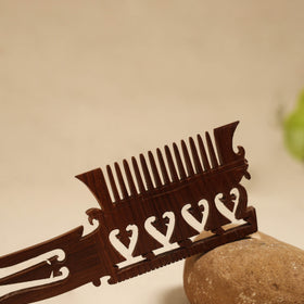 Bijnor hand carved sheesham wooden comb (large) 10