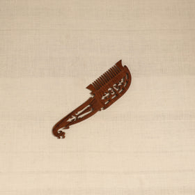 Bijnor hand carved sheesham wooden comb (large) 12