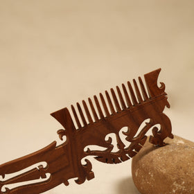 Bijnor hand carved sheesham wooden comb (large) 13