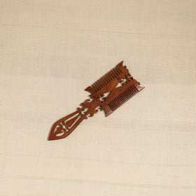 Bijnor hand carved sheesham wooden comb (large) 14