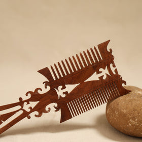 Bijnor hand carved sheesham wooden comb (large) 14
