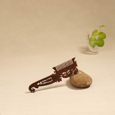 Bijnor hand carved sheesham wooden comb (large) 20