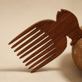 Bijnor hand carved sheesham wooden comb (small) 32