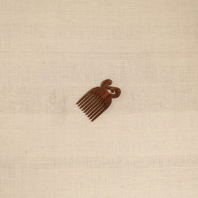 Bijnor hand carved sheesham wooden comb (small) 35
