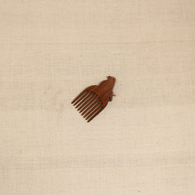 Bijnor hand carved sheesham wooden comb (small) 38