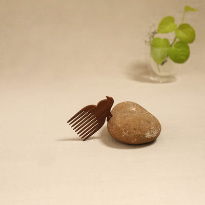 Bijnor hand carved sheesham wooden comb (small) 38