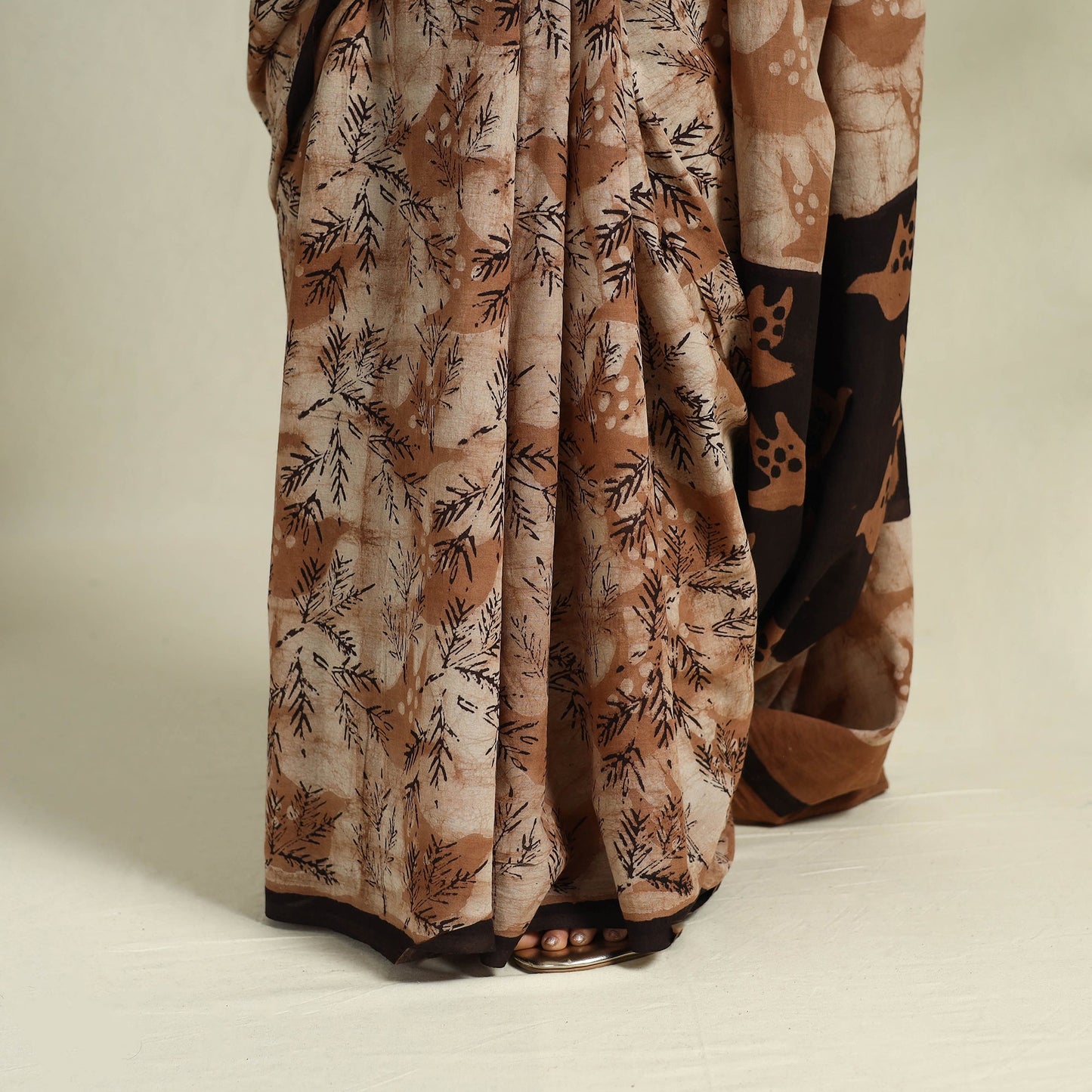 Buy Brown Bindaas Art Natural Dyed Cotton Block Print Saree