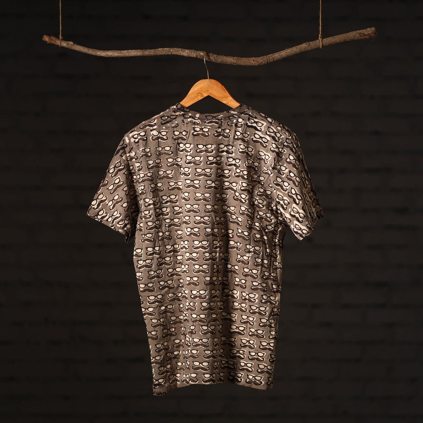 Brown - bindaas art printed cotton round neck t-shirt