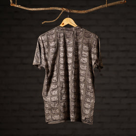 Buy Bindaas Block Art Printed Cotton Round Neck T-shirt Online at iTokri.com