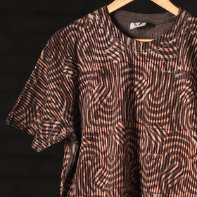 Buy Bindaas Block Art Printed Cotton Round Neck T-shirt Online at iTokri.com