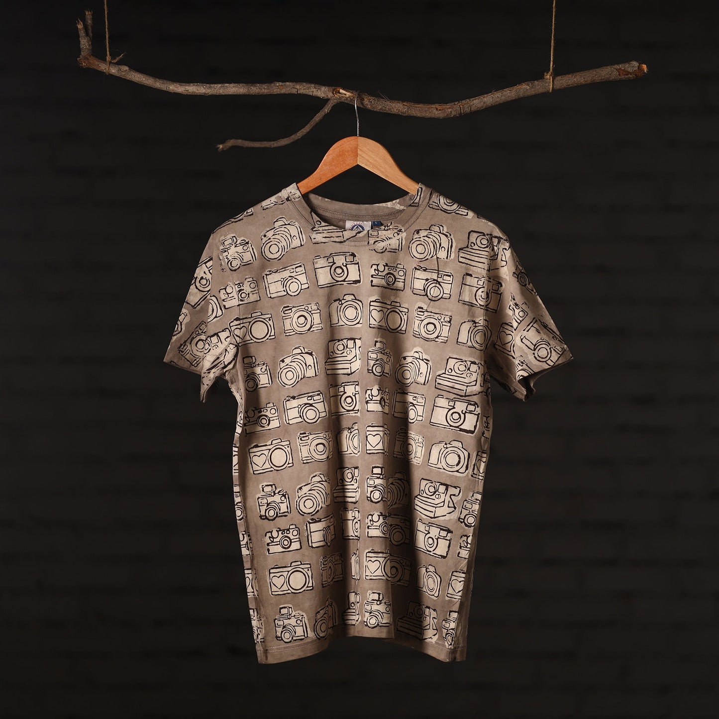 Buy Bindaas Block Art Prints Natural Dyed Cotton Round Neck T-shirt Online at iTokri.com