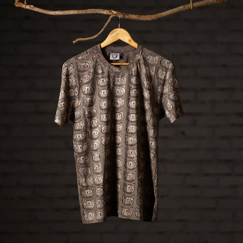 Buy Bindaas Block Art Printed Cotton Round Neck T-shirt Online at iTokri.com