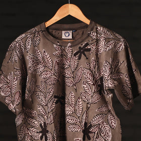  Bindaas Natural Dyed Art Block Print Round Neck T-shirt in Pure Cotton Online at iTokri.com