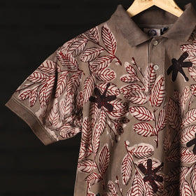 Buy Bindaas Natural Dyed Art Block Print Polo Collar T-shirt in Pure Cotton Online at iTokri.com
