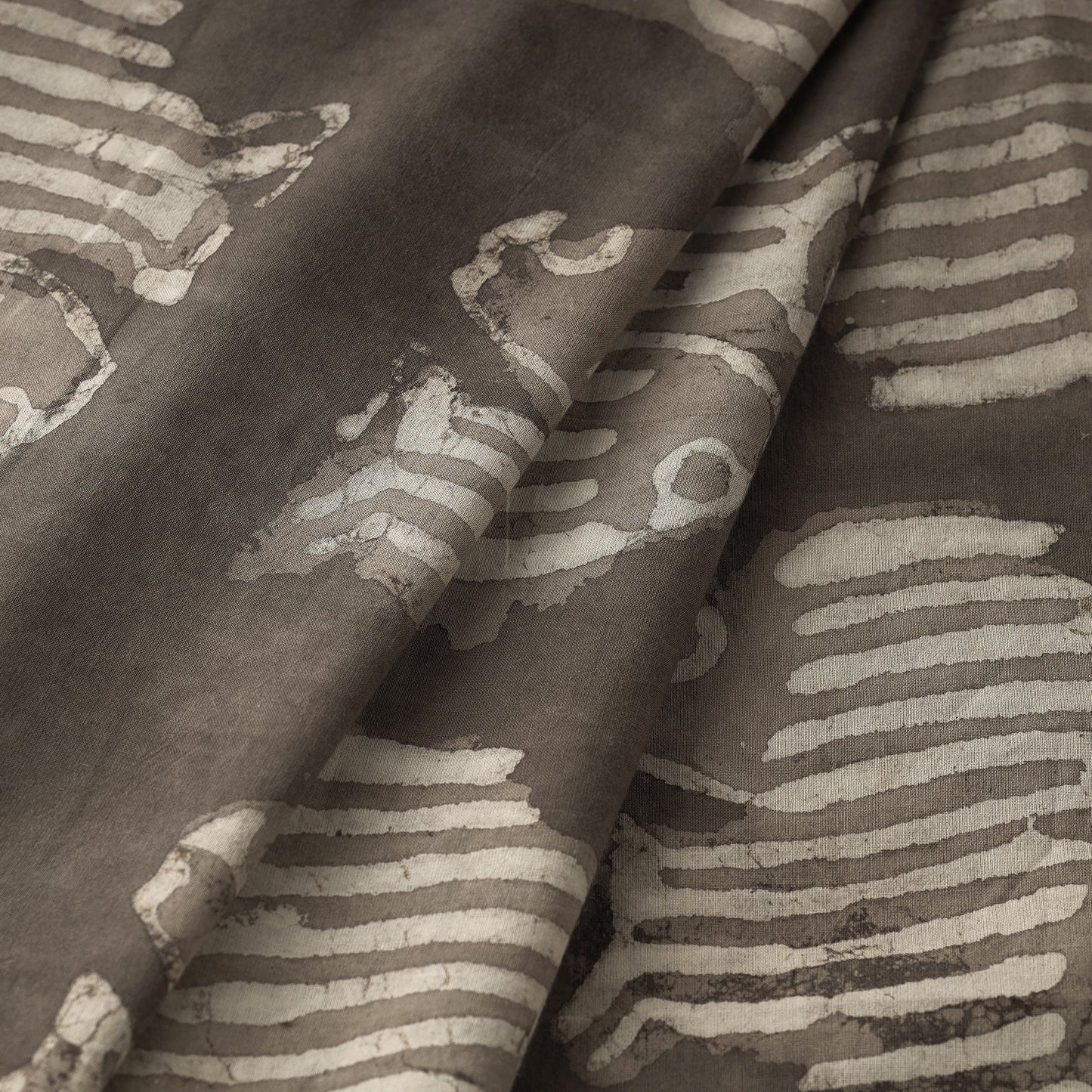 Buy Bindaas Block Art Printed Natural Dyed Cotton Fabric Online l iTokri.com