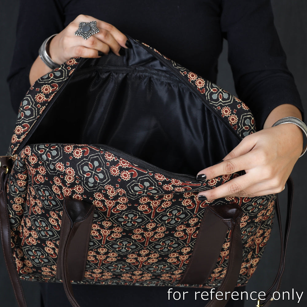 Black Marudhara Block Printed Sling Bag