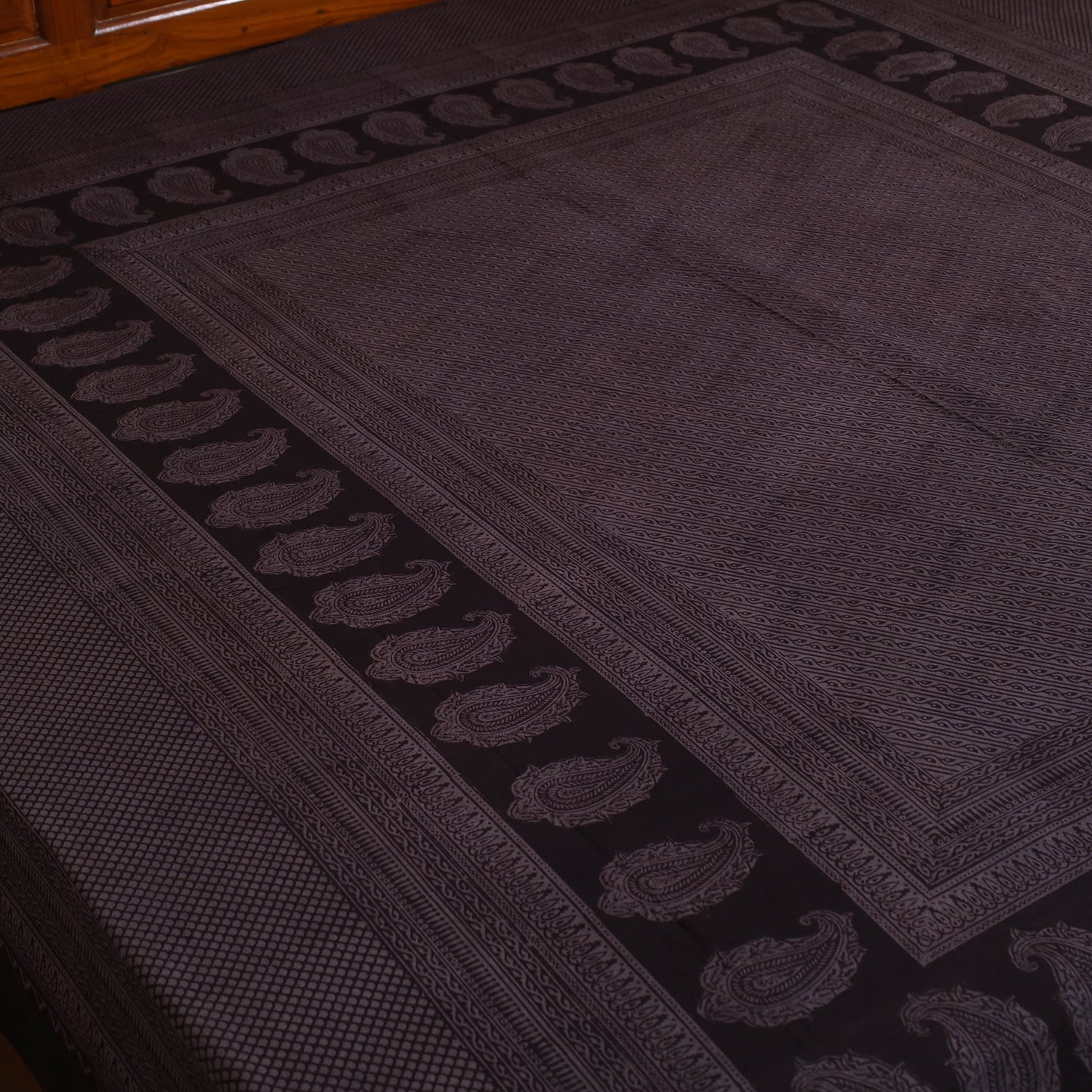 Brown - cotton bagh double bed sheet (108 x 90 in) 10