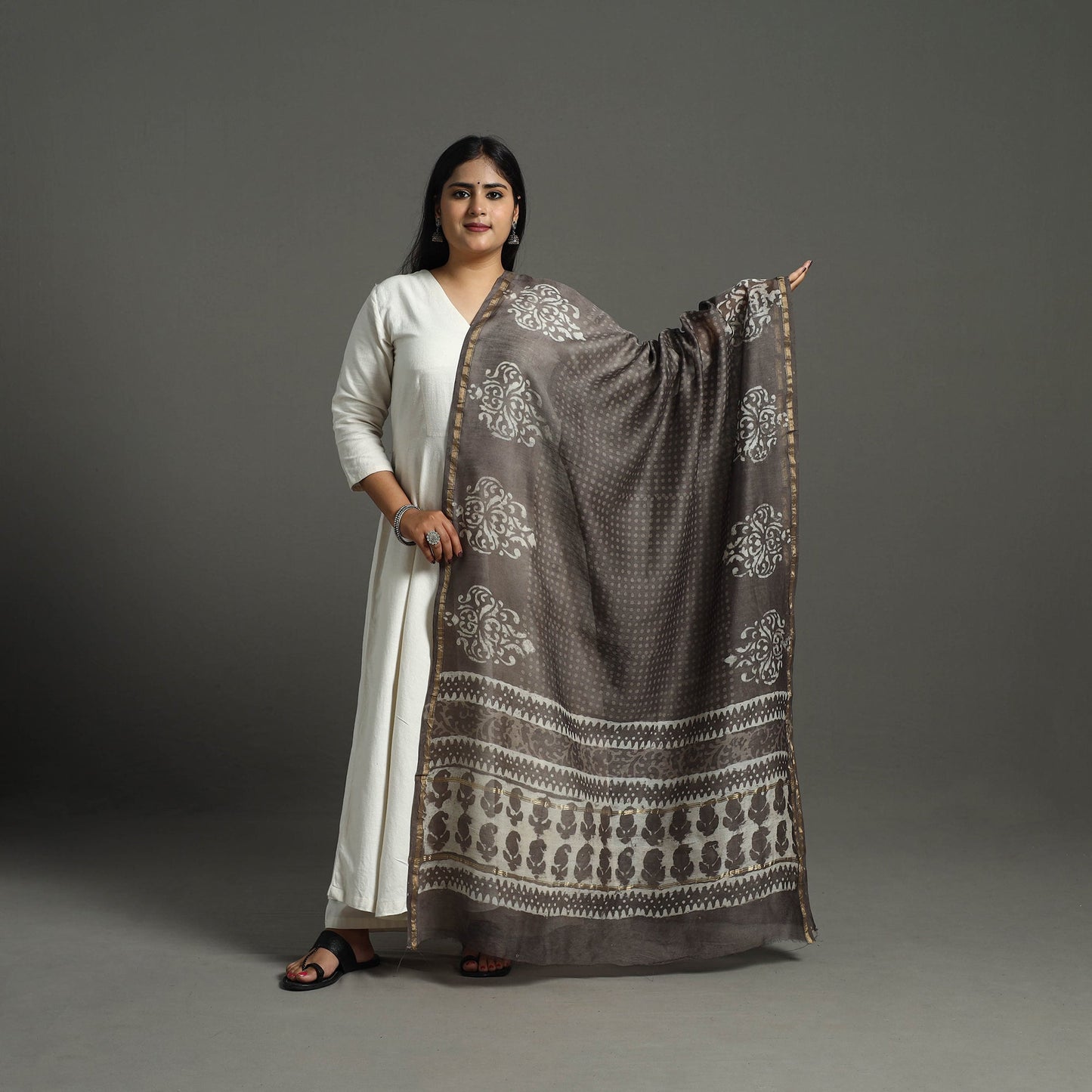 Brown - chanderi silk bagru dupatta 12 - handcrafted