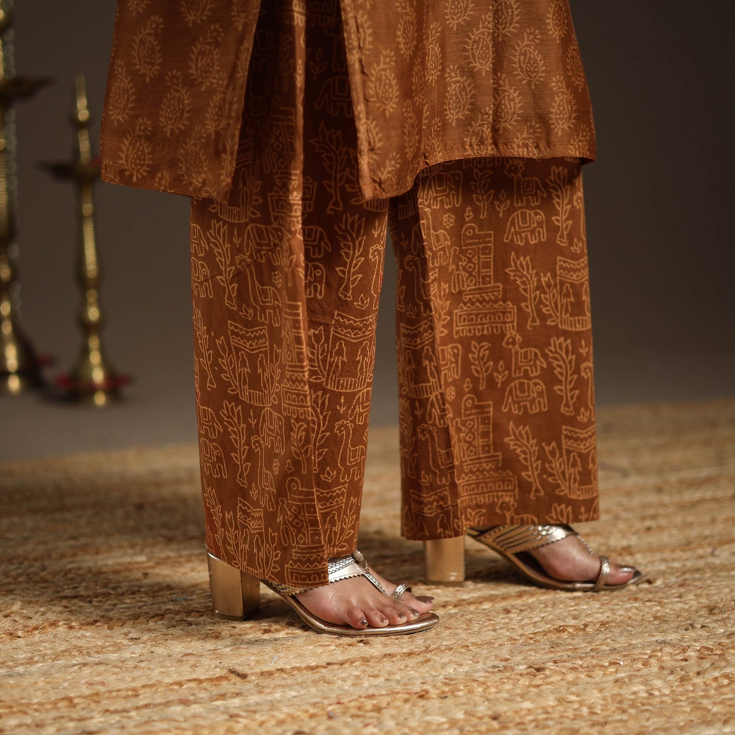 Brown - chanderi silk bagru kurta set (set of 3) 16