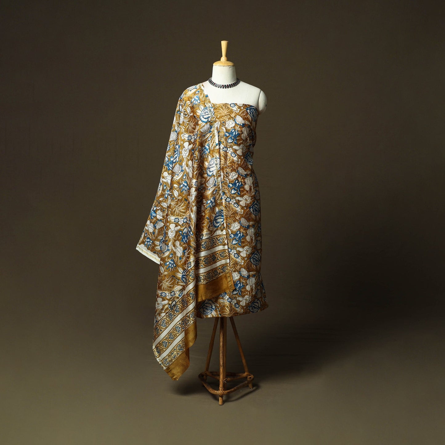 Chanderi silk hand block sanganeri print 3pc unstitched