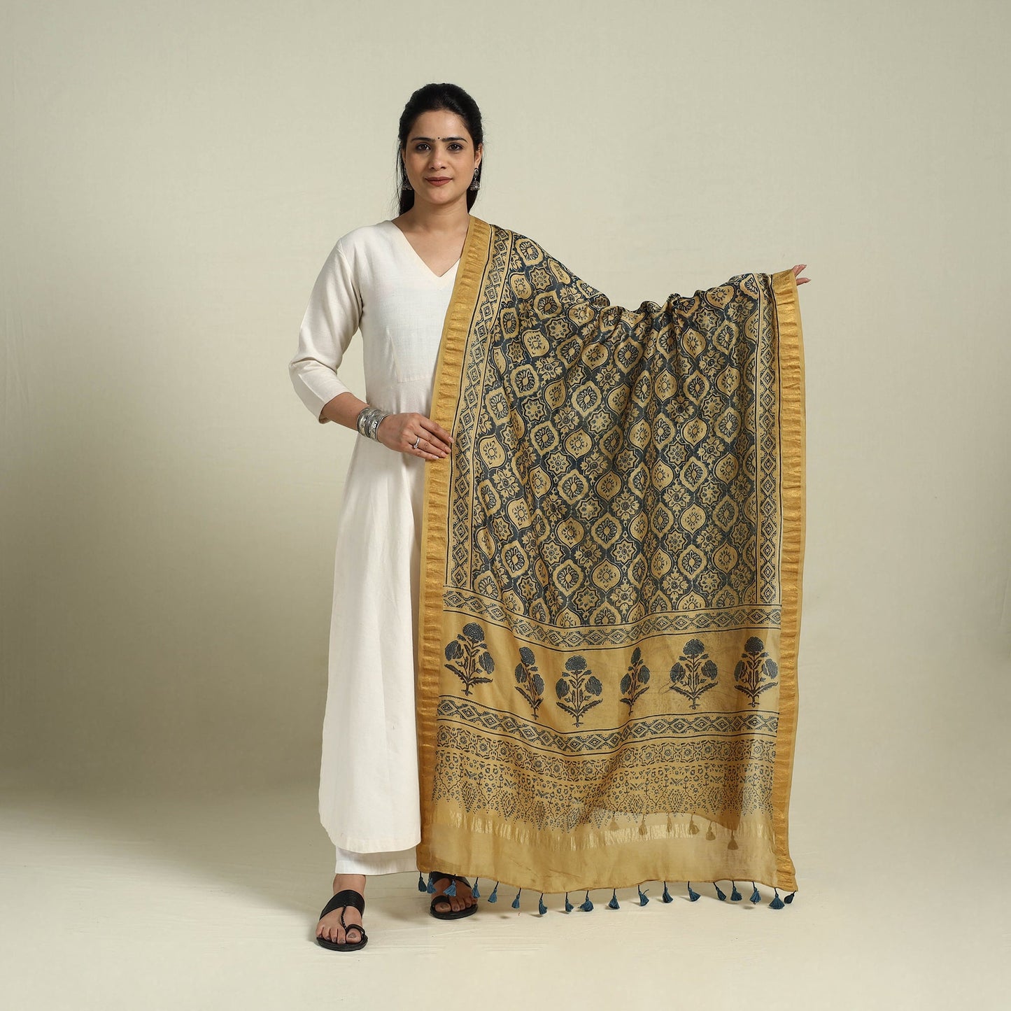 Brown - chanderi silk handloom dupatta 07 - handcrafted