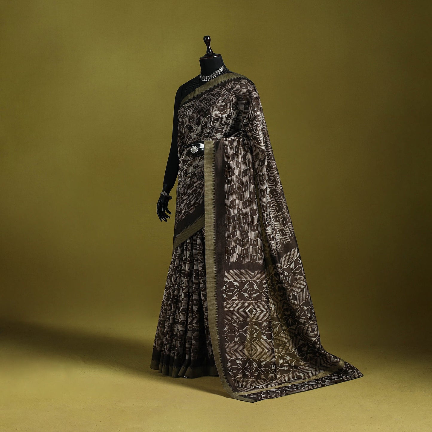 Chanderi silk nui shibori tie-dye saree with ghicha border