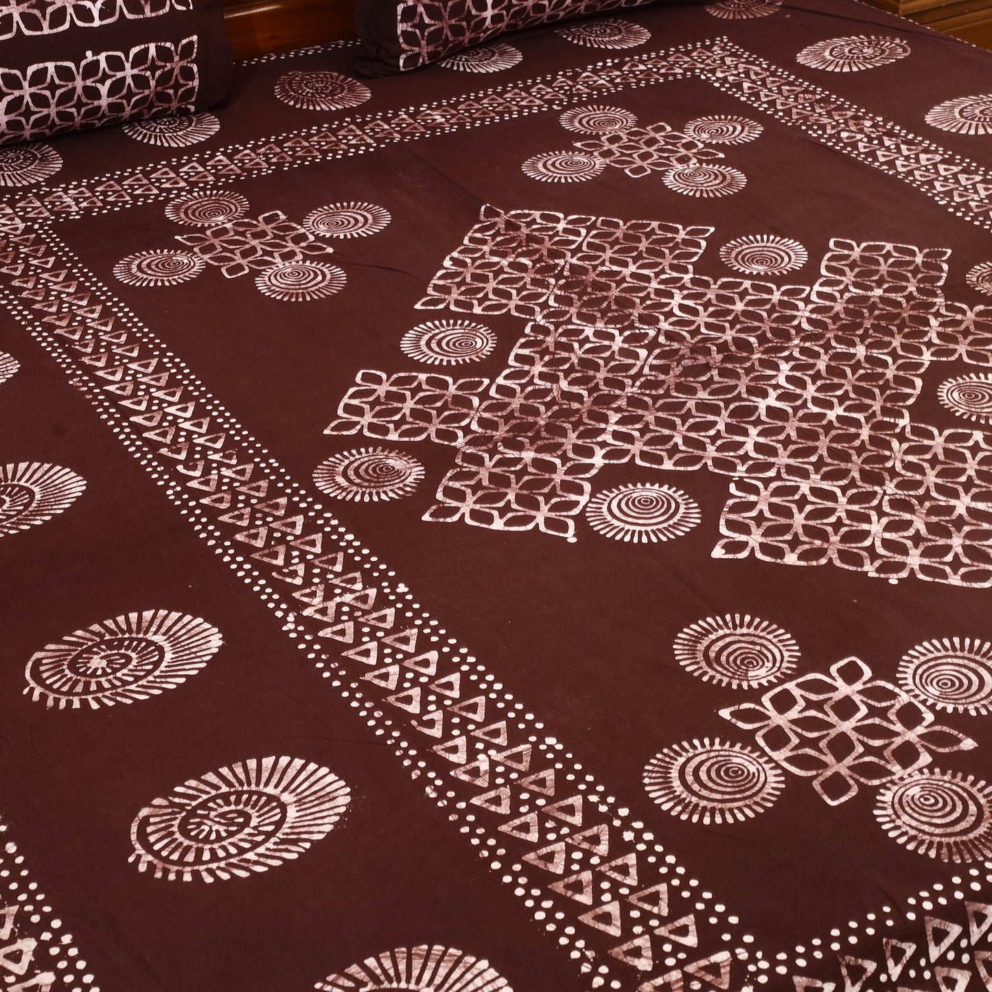  Brown Cotton Double Hand Batik Print Bed Sheet Set