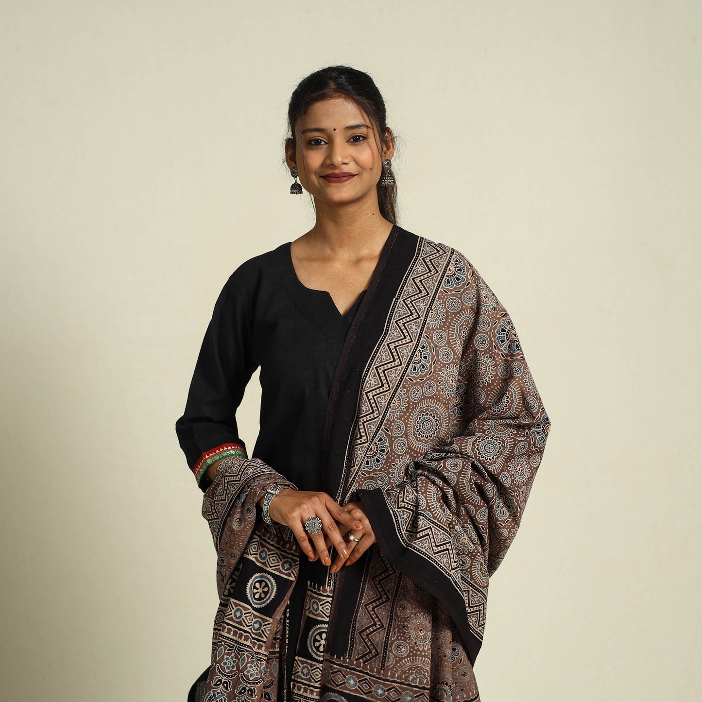 Brown - cotton dupatta with tassels 06 - handcrafted