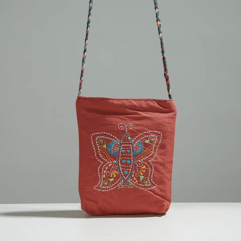  Gamcha Fabric Hand Embroidered Cotton Sling Bag Online at iTokri.com