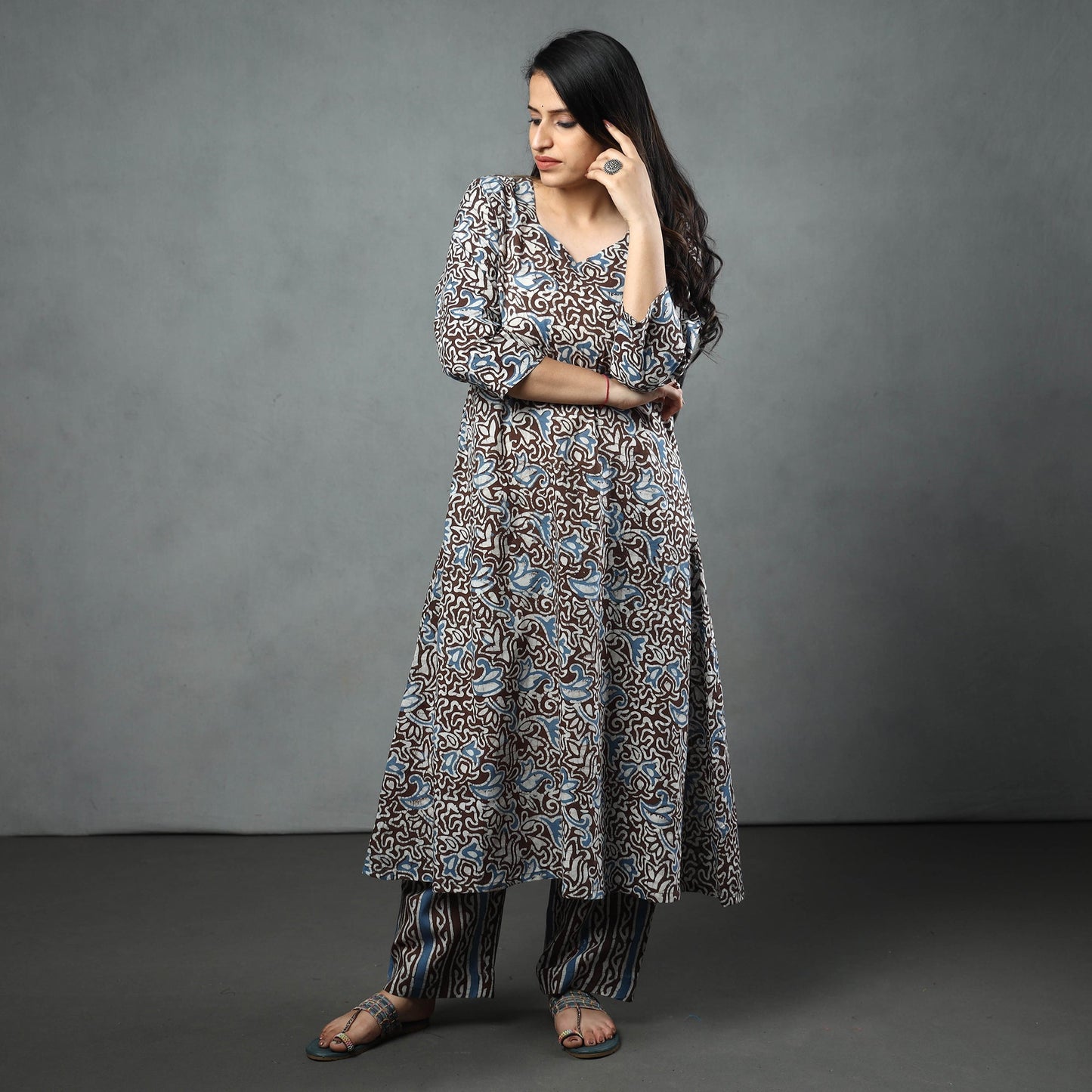 Buy Brown Cotton Hand Batik Print Kurta Set