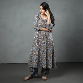 Buy Brown Cotton Hand Batik Print Kurta Set