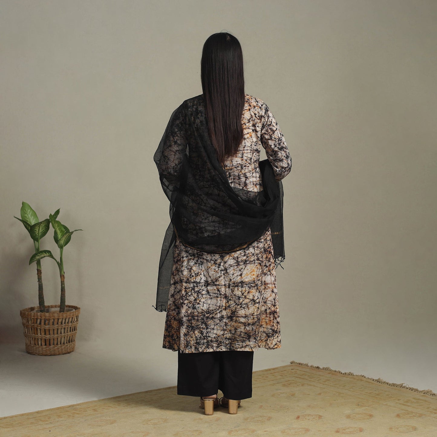 Brown Cotton Hand Batik Print Kurta Set (Set of 3)