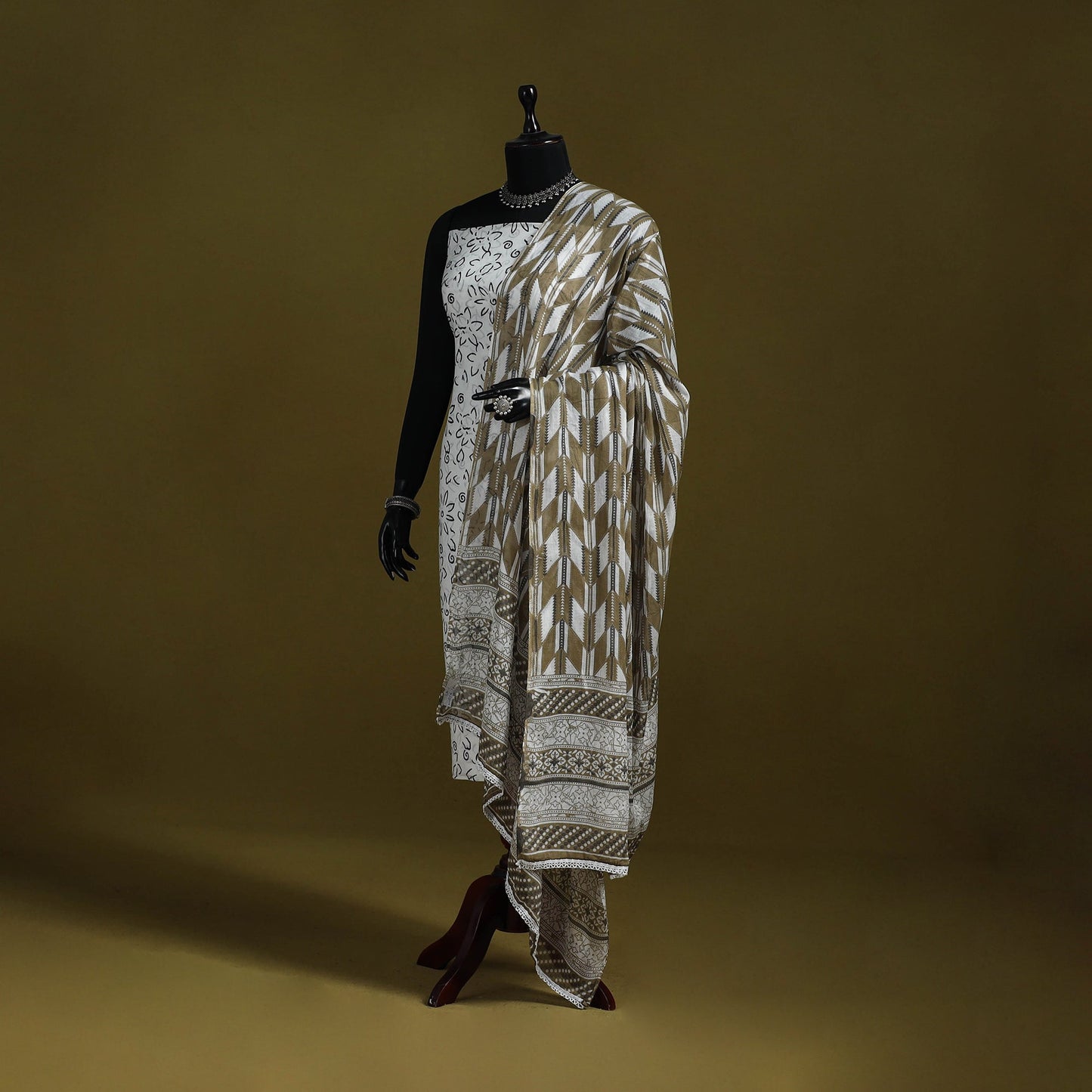 Cotton jaipur printed dupatta 30 - handcrafted