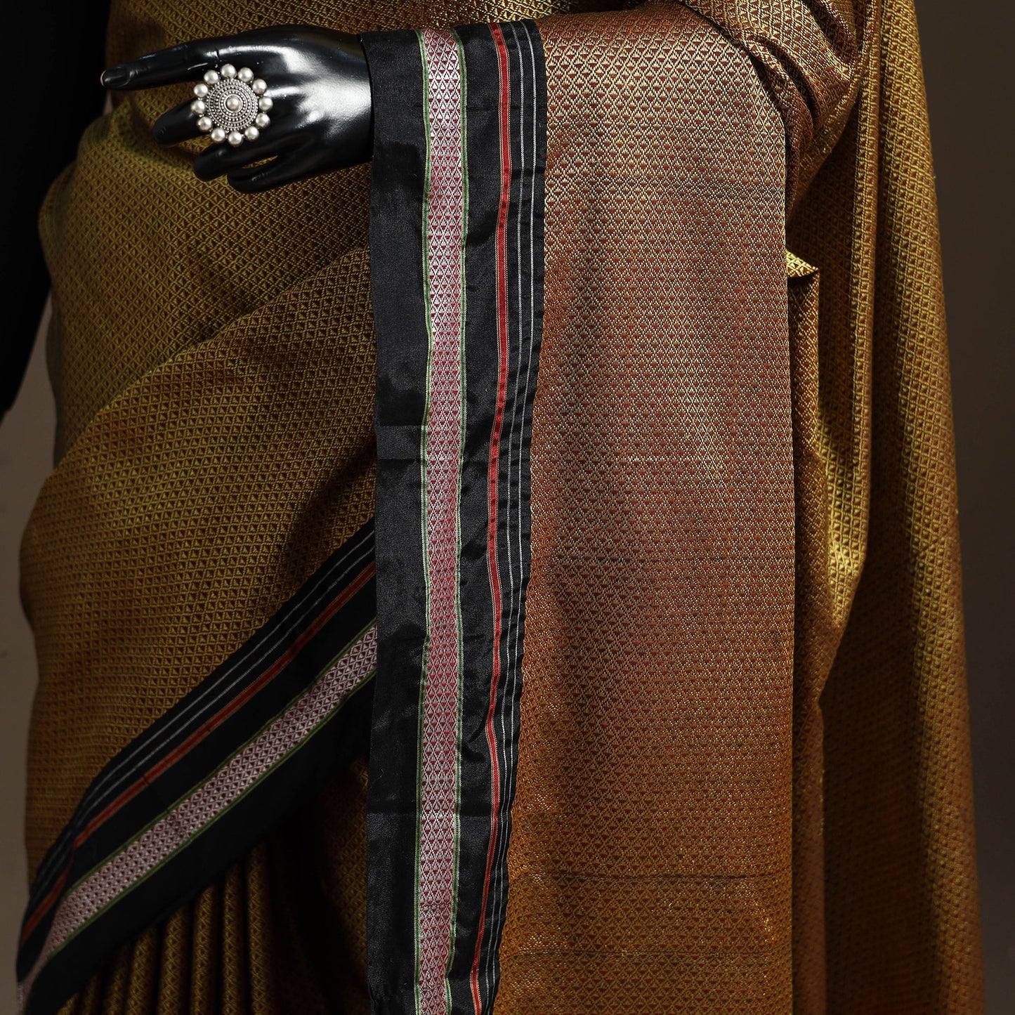 Cotton khun saree with chikki paras border 11 - handcrafted