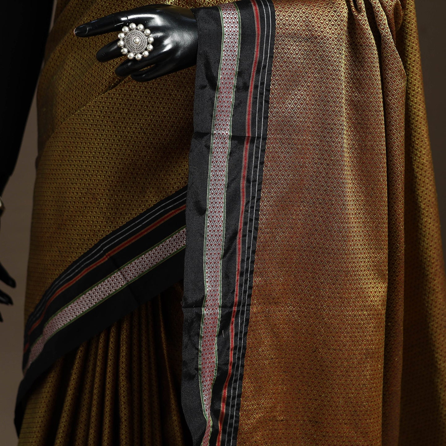 Cotton khun saree with chikki paras border 13 - handcrafted