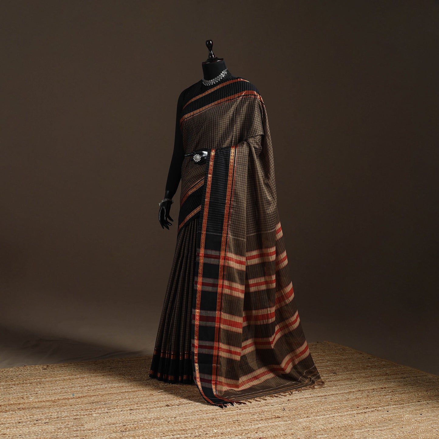 Dharwad cotton saree with border 23 - handcrafted