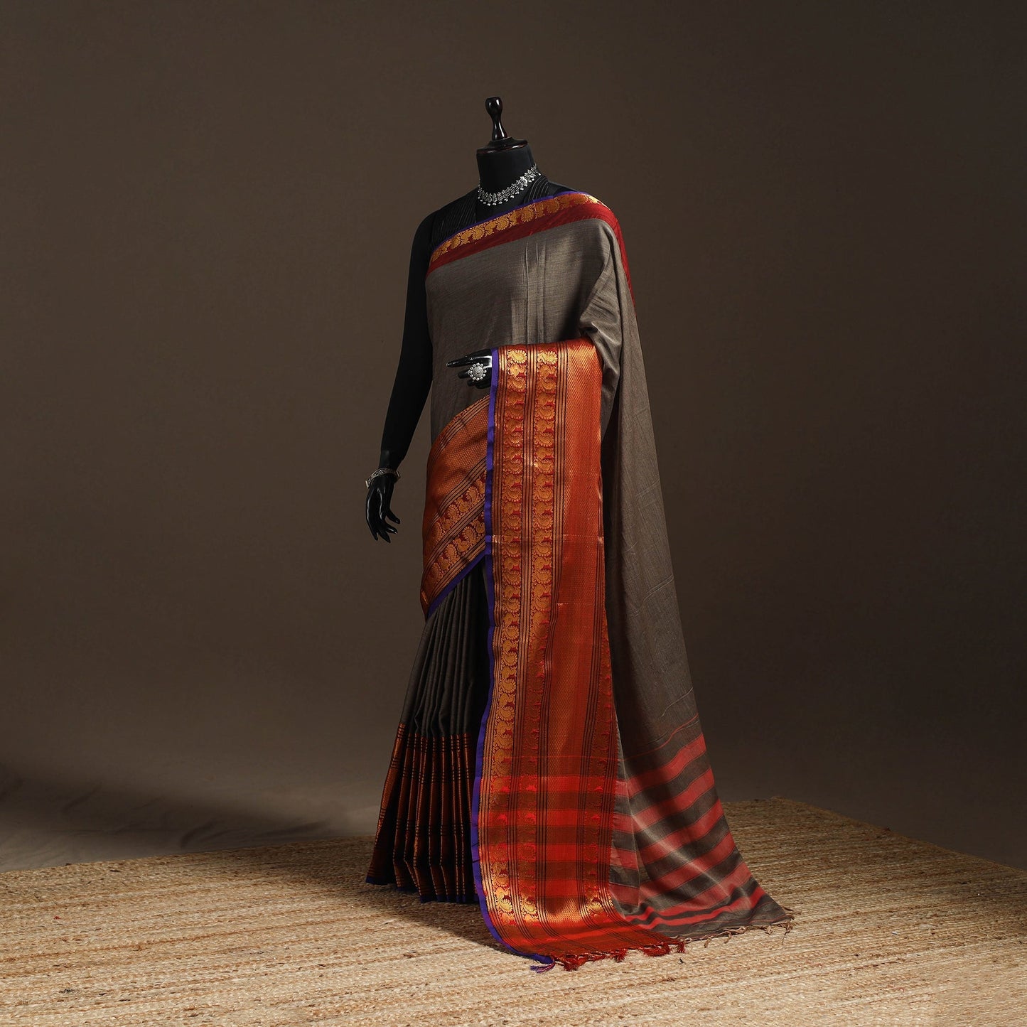 Dharwad cotton saree with border 51 - handcrafted