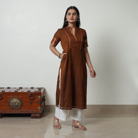 Dharwad Mercerised Cotton Kurta for Women Straight & Elegant