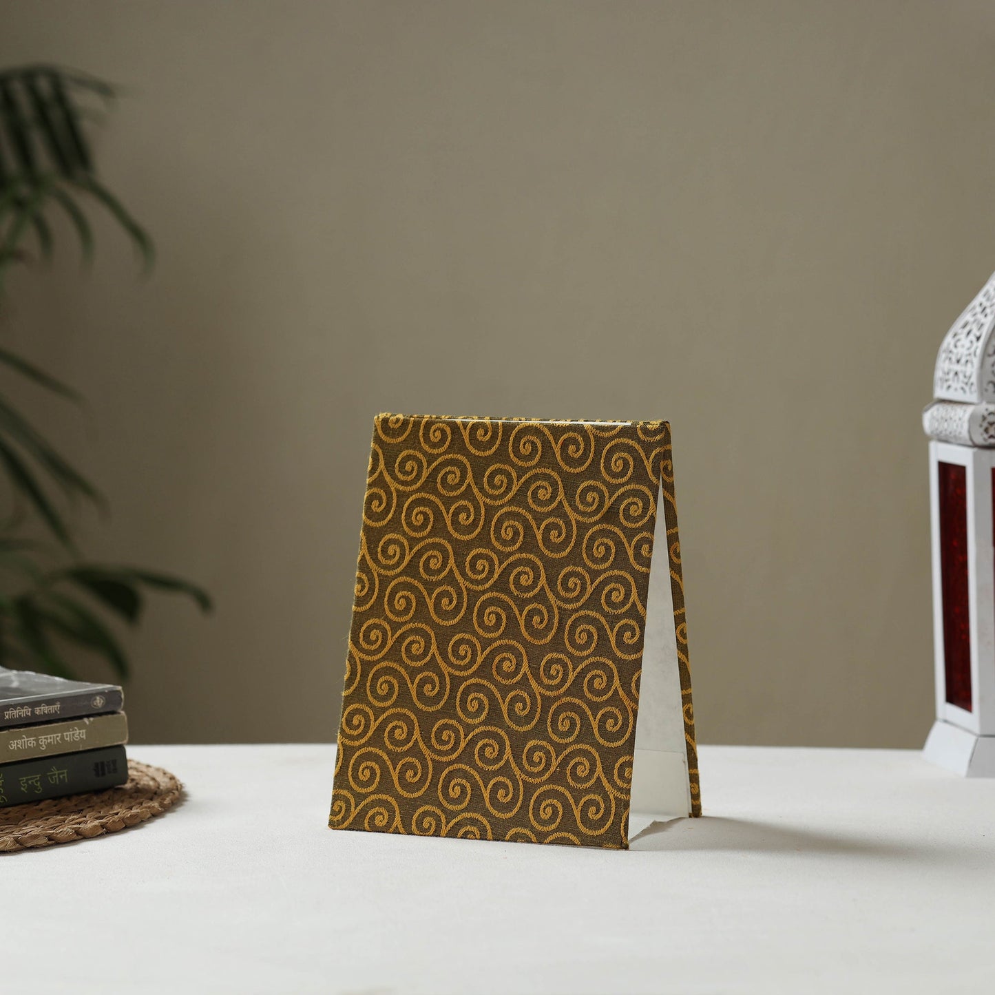 Brown - fabric embellished handmade photo frame (8 x 6 in)