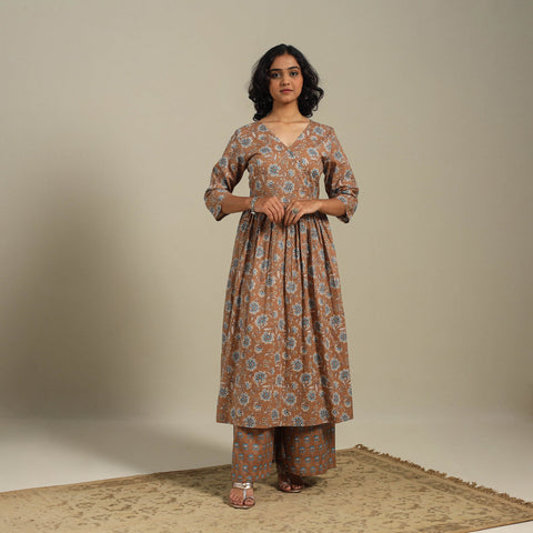 Brown Flared Cotton Jaipur Print Kurta Set (Set of 2)
