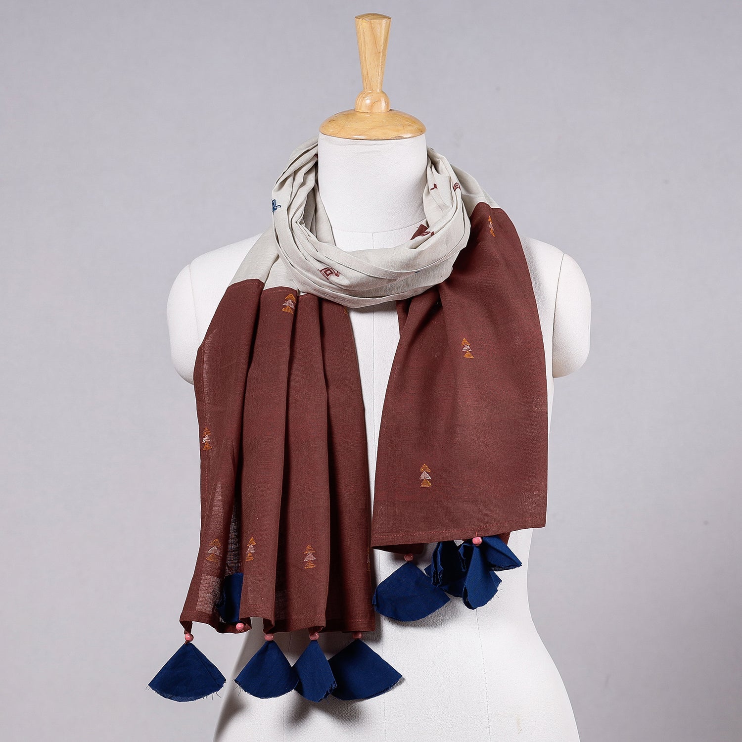Pink - Handloom Cotton Burdwan Jamdani Stole with Tassels 22