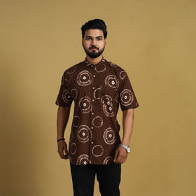 Buy Brown Half Sleeve Tie & Dye Cotton Men Shibori Shirt