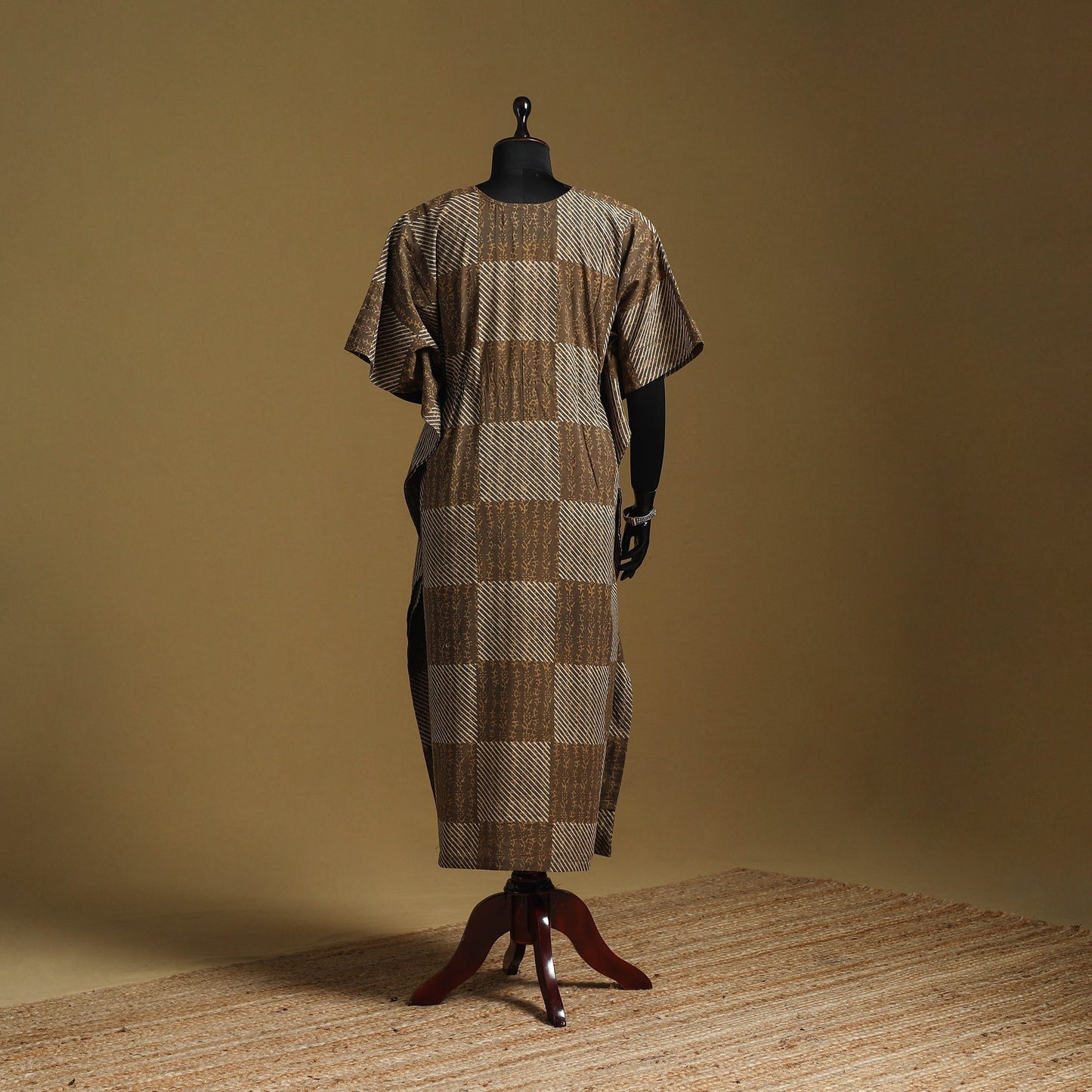 Hand akola long kaftan with tie-up waist 11 - handcrafted