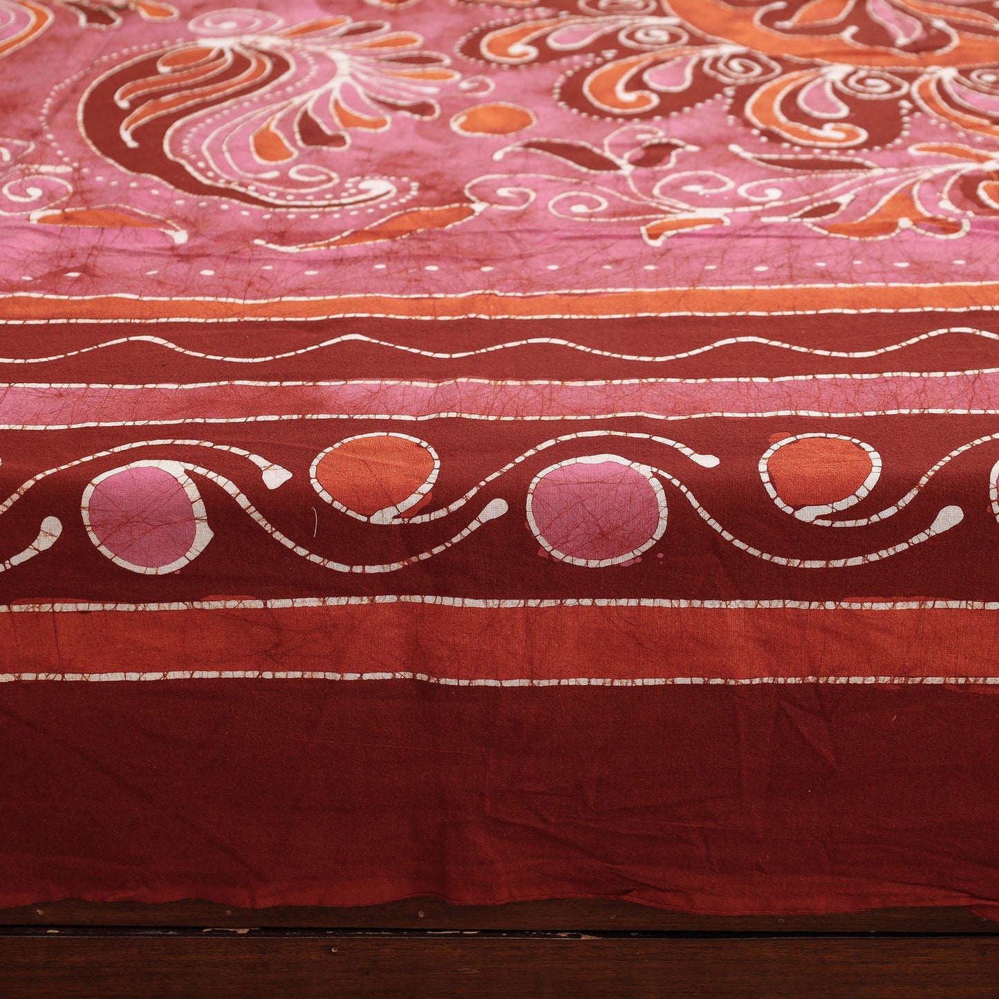 Buy Hand Batik Printed Cotton Double Bed Cover with Pillow Covers Online at iTokri.com
