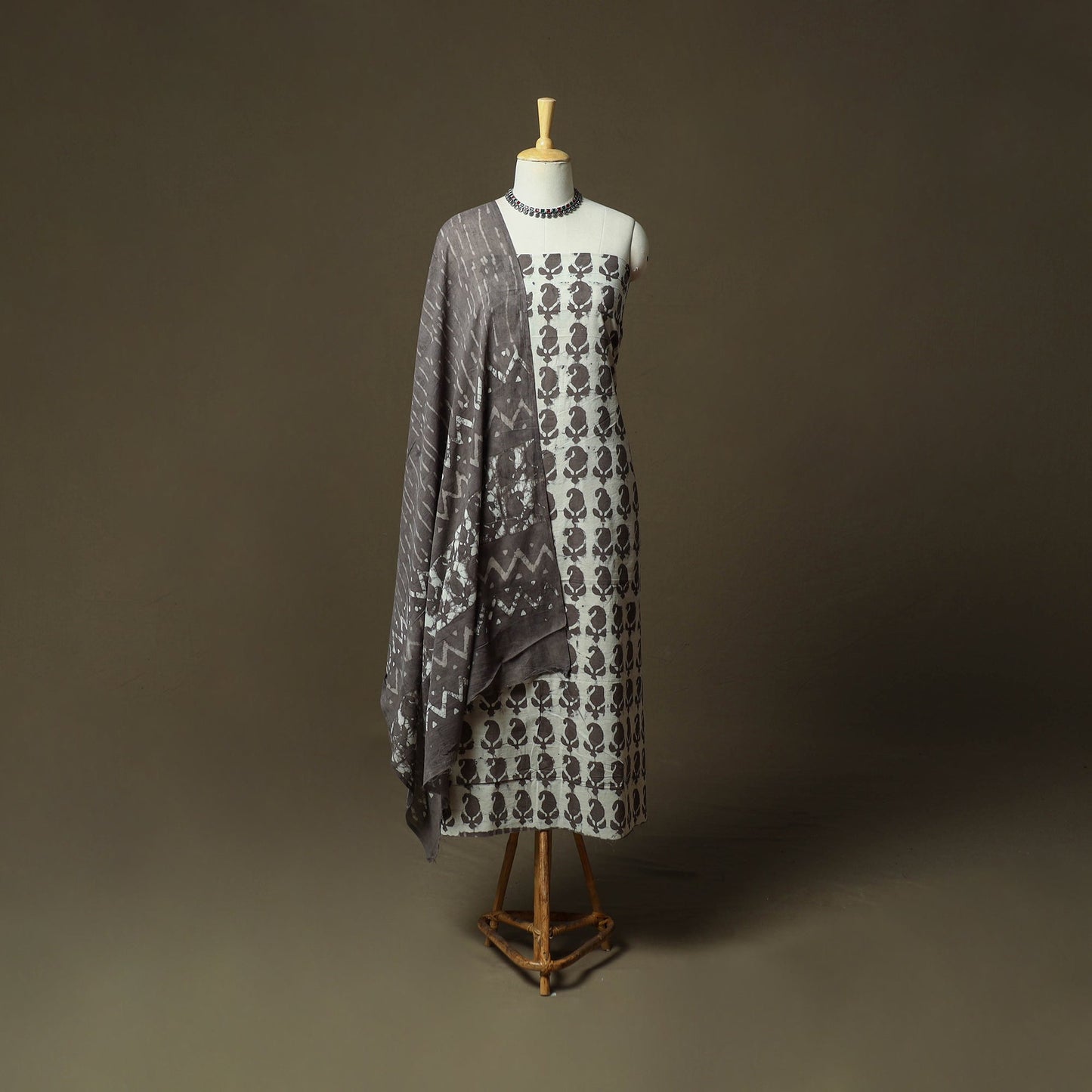Hand block batik print cotton 3pc unstitched dress material