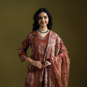 Hand block batik print cotton suit set with dupatta