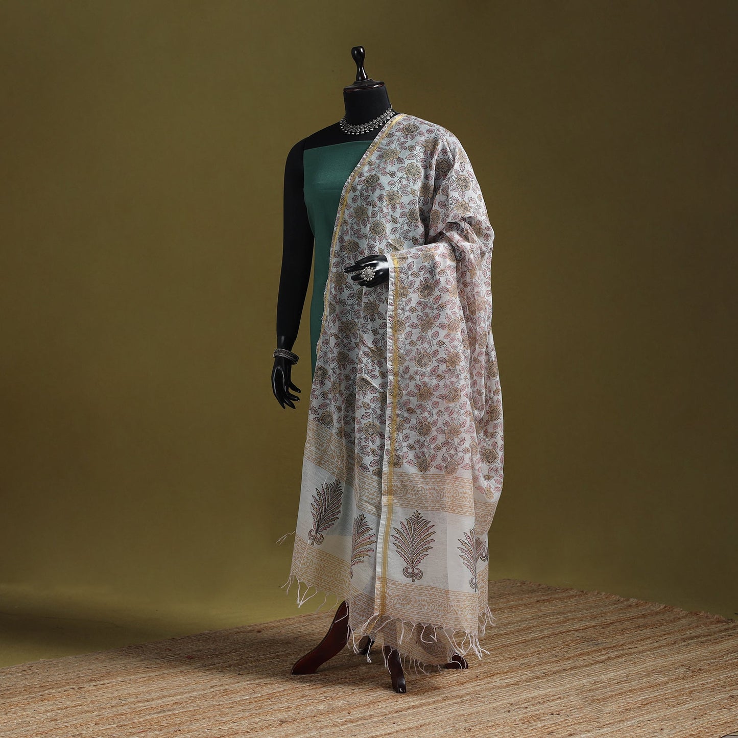 Hand chanderi silk sanganeri floral dupatta 42 - handcrafted